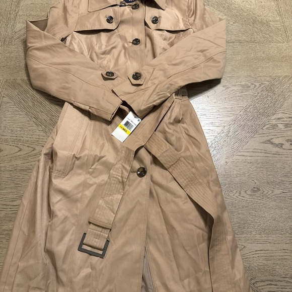 London Fog Women's Single Breasted Hooded Long Trench Coat, British Khaki, M - Picture 4 of 4